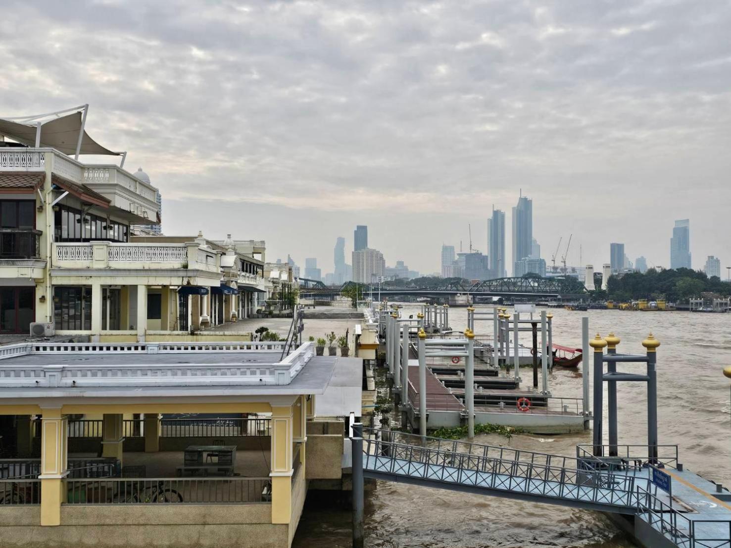 100 Years Building Bangkok Old Town By Seen Hostel Exteriér fotografie
